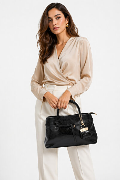 Moda Lime Μαύρη δερμάτινη τσάντα χειρός και ώμου με κομψή υφή, με μεταλλικά α...