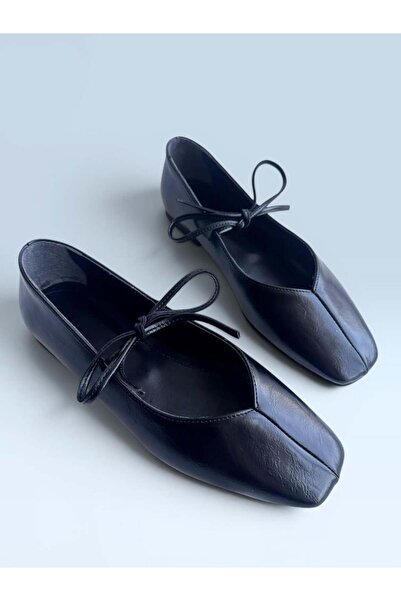 Nil Shoes Meri Siyah Cilt Bağlamalı Babet