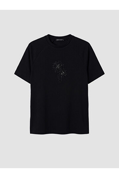 LC Waikiki Nevavm Women's T-Shirt with Oval Collar and Stone Embroidery