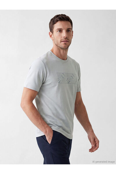 LC Waikiki Nevavm Men's T-Shirt with Oval Collar and Printed Design