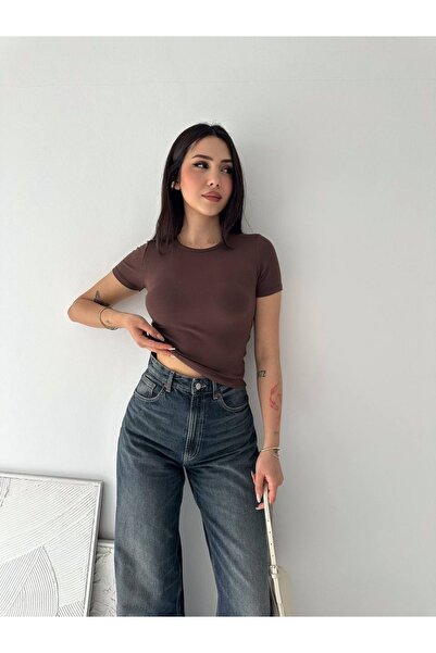 PIOVE Γυναικεία μπλούζα με λαιμόκοψη Crew Neck Lycra Basic Crop – Ελαστικό T-...