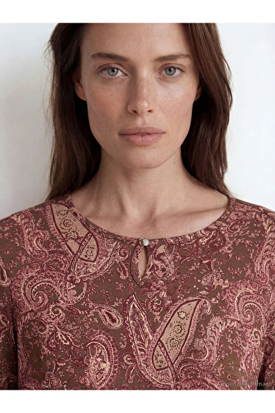 LC Waikiki Μπλούζα με σχέδιο καφέ με λαιμόκοψη