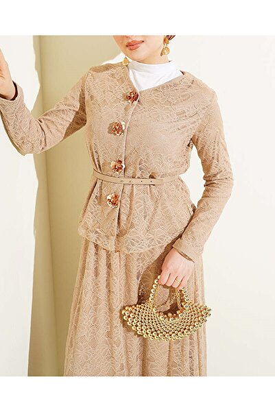 Lavanta Tekstil Διπλό Σετ με Δαντελένια Φούστα και Κουμπωτά Λουλούδια