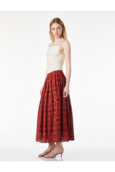 Koton Βαμβακερή φούστα μίντι με κέντημα και κοπή καμπάνα