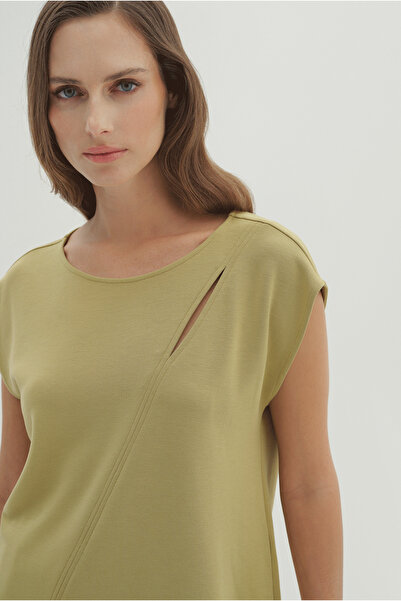 Naramaxx Πλεκτή μπλούζα με λεπτομέρεια σκίσιμο στο μπροστινό μέρος