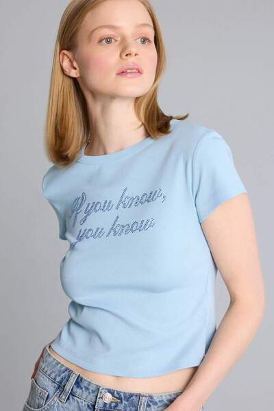 DeFacto Εφαρμοστό μπλουζάκι με λαιμόκοψη ποδηλάτου και στάμπα, με κοντά μανίκ...