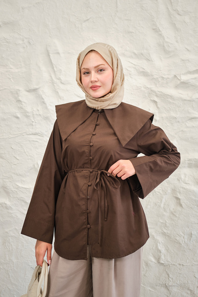 LOCCO Γυναικείο πουκάμισο με γιακά Sailor και δέσιμο στη μέση, καφέ χρώμα