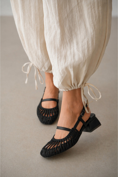 selin shoes Delis Πλεκτά Γυναικεία Σανδάλια με Ρυθμιζόμενη Πόρπη και Λεπτομέρ...