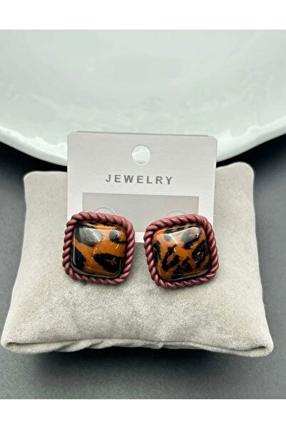 whiteandpurpledesign Vip Leopard Earrings