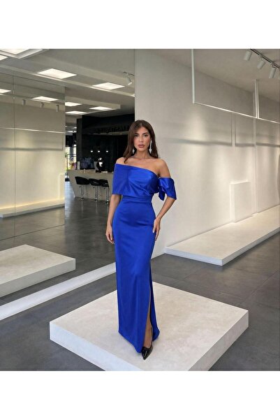 Modafeminen Βραδινό φόρεμα μάξι με λαιμόκοψη καγιάκ και λεπτομέρεια στο στήθο...