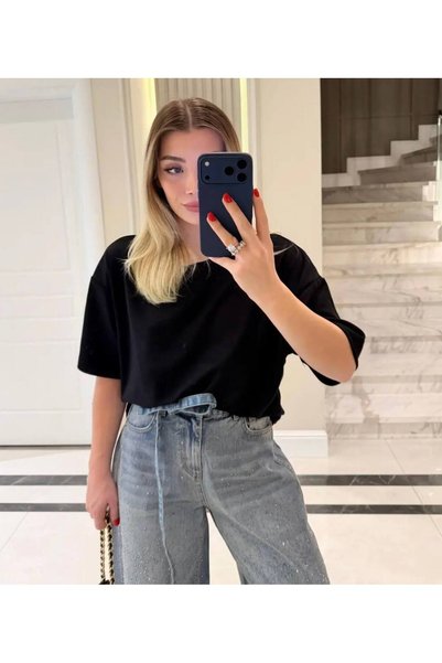 LİNDALİNA TEKSTİL Oversize Geniş Yaka sırt dantel detaylı T-Shirt