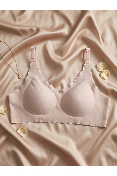 Kaia Lazer Kesim Dalgalı Kenar Dikişsiz Bralet