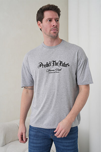 caddekombin Ανδρικό μπλουζάκι με θέμα την κινητήρια παράκληση "Predict The Fu...