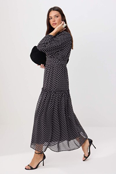 Trendyol Modest Μαύρο-λευκό φλοράλ υφαντό φόρεμα και ολόσωμη φόρμα με φόδρα α...