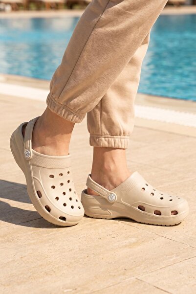 GEZER High Quality Non-Slip Comfortable Hollowed Out Sandals Slippers