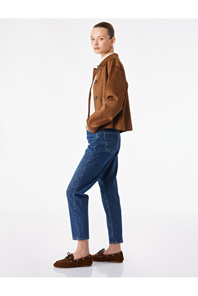 Koton Yüksek Bel Düz Paça Pamuklu Düğmeli Cepli Denim Pantolon-Mom Fit Jean