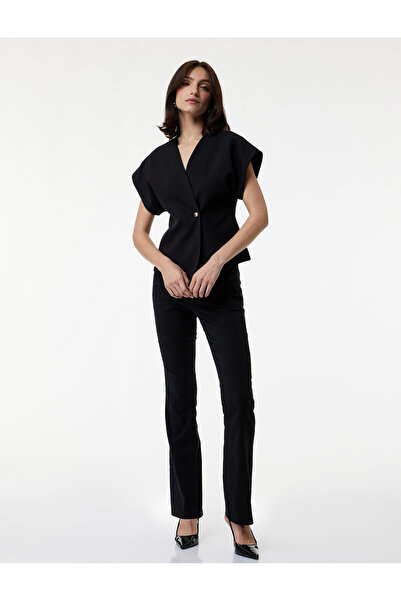 Koton Αμάνικο ασύμμετρο γιλέκο με διπλό πέτο λαιμόκοψεις με κουμπιά και μεταλ...