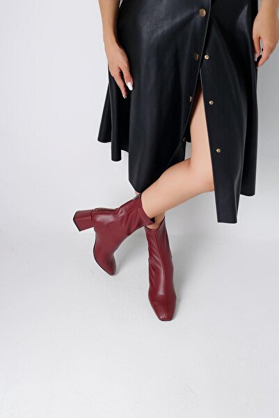 Beyond Γυναικείες δερμάτινες μπότες μπορντό Beijing Stretch Blunt Mold 5cm BY...