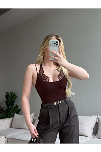 Patreon Dantel Detaylı Askılı Bodysuit