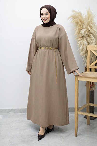 Tesettür Dünyası Φόρεμα με ζώνη αλυσίδας TSD260191 Βιζόν