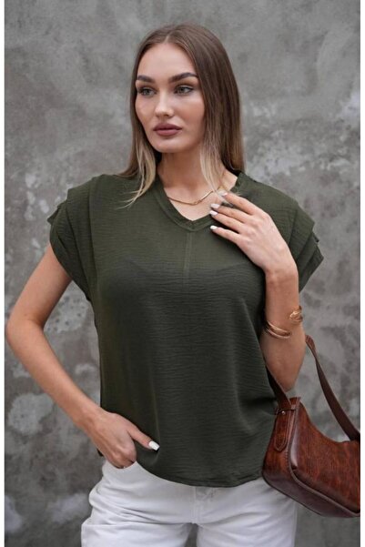 D LAVELLA OMUZ PİLELİ V YAKA BLUZ 517