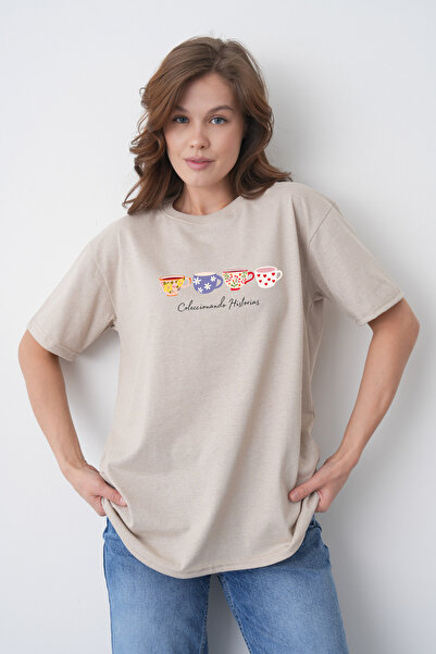 TREND EMMODA Tricou colorat cu imprimeu cu cană, cu gât rotund, de culoare be...