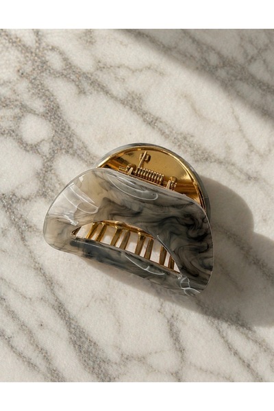 VEGALUXE Stylish and Modern Bone Hair Clip with Clasp 6cm