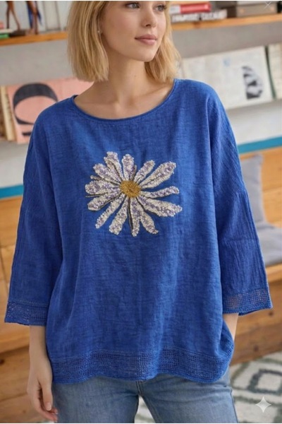 AYASOFYA OTANTIK Γυναικεία μπλούζα Saks μπλε με λουλουδάτες πούλιες και κεντη...