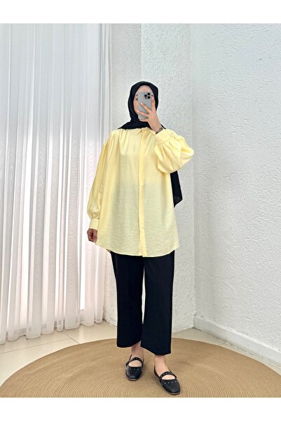 MİHRA STORE Πουκάμισο με μανίκια μπαλόνι και κρυφό κούμπωμα στον ώμο σε σχέδι...