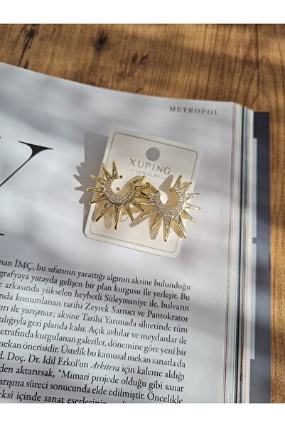 XUPING JEWELRY Güneş Formlu Taş Detaylı Gold Küpe