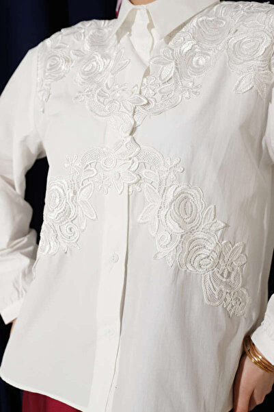 Lavanta Tekstil Κοντό πουκάμισο με λεπτομέρεια από κέντημα γκιπούρ