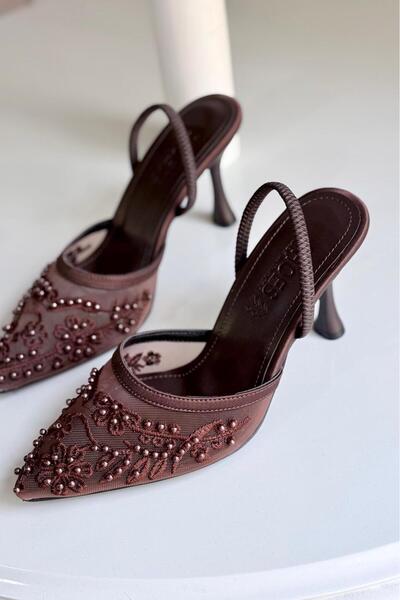 yezy shoes Δαντελένια παπούτσια με λεπτομέρεια από πέρλες και ελαστικό τακούν...