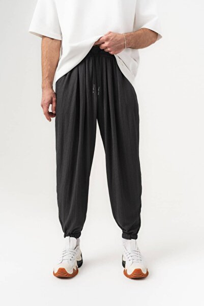 go gang own Σκούρο πλισέ σάλβαρ με ελαστικές μέση και μανσέτες