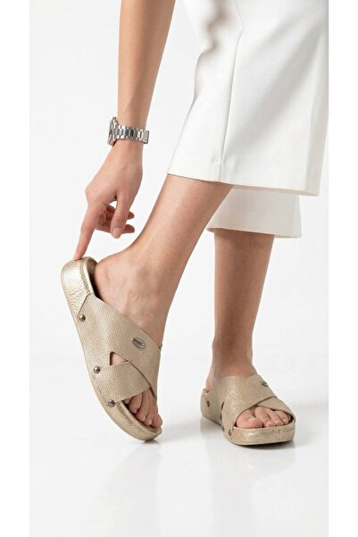 Lidora Women's Gold Sole Studded Cross Casual Slippers Ayk1040