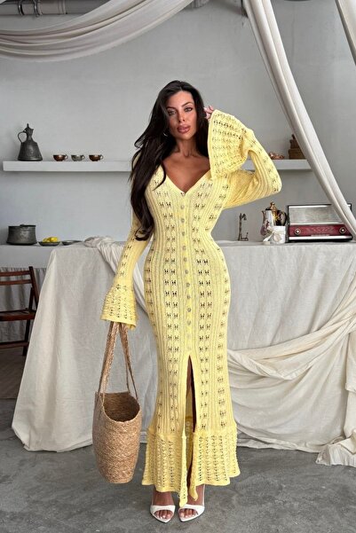 Auroveen Διάτρητο μάξι φόρεμα με κουμπιά και λαιμόκοψη V για το καλοκαίρι AV3712