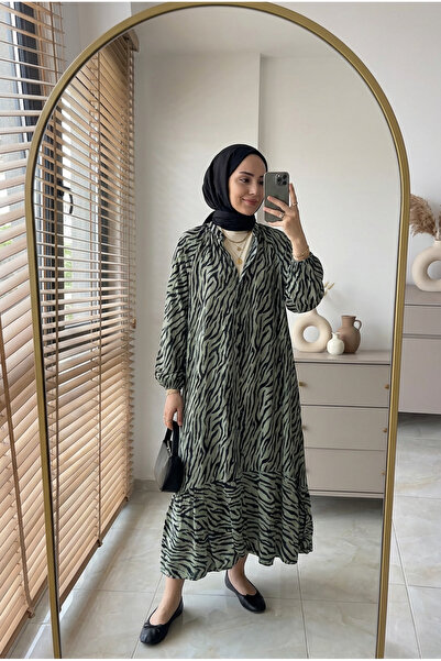 Kirazca Butik حجاب نسائي بوهيمي منقوش بياقة هاكيم وأزرار طويلة فستان قميصي