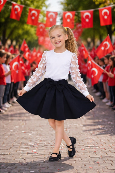 HER ŞEY NOTA www.herseynota.com Set bluză și fustă cu detalii fundă pentru fe...