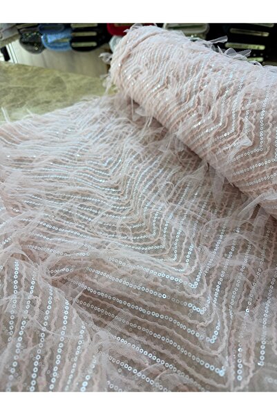 METERİAL Țesătură de tul cu design special, cu paiete roz și detalii cu volan...