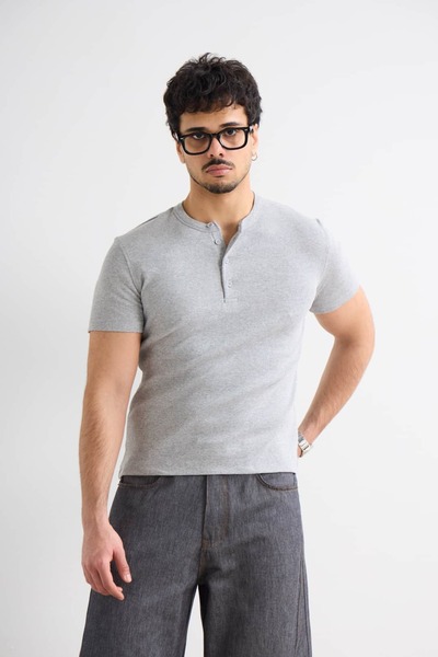 hitup Henley Yaka Fitil Detaylı Kısa Kollu Premium Tişört