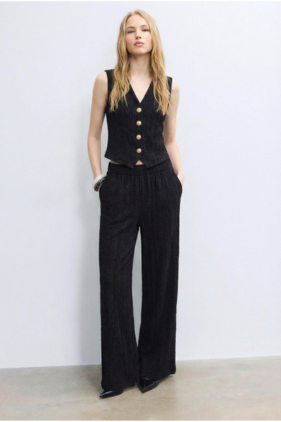 Paw Garage Γυναικείο σετ γιλέκου με υφή ζιγκ-ζαγκ και κουμπιά Zyra