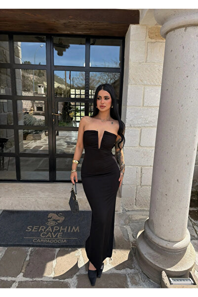 kırmızı butiks Στράπλες φόρεμα με αξεσουάρ μαύρου γιακά