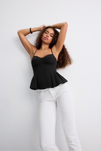 Pleated fitted top