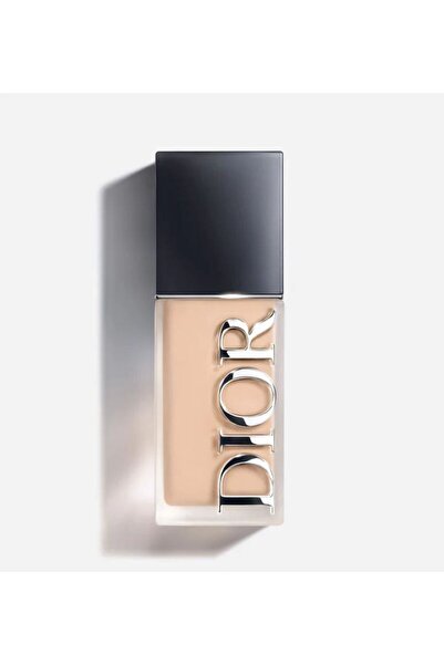 Dior Forever Skin Mat 24 saat ultra kalıcı, flulaştırıcı doğal mat fondöten