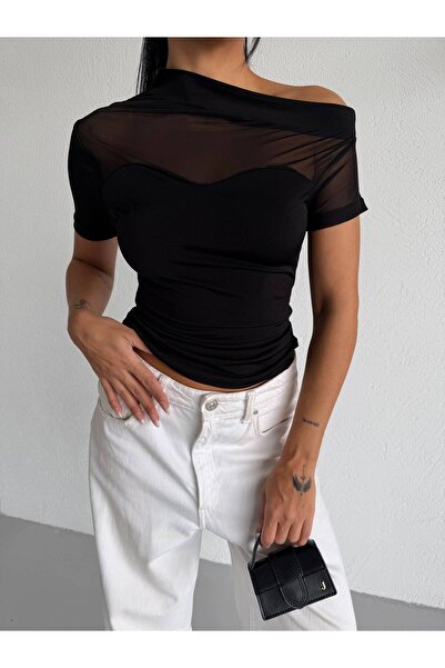 QUTTA Γυναικεία μαύρη μπλούζα από ύφασμα σάντι με κοντό μανίκι και λαιμόκοψη ...