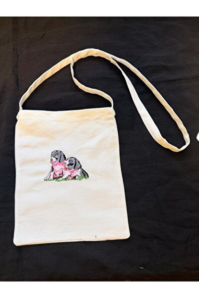 Handmade plasuta brodata