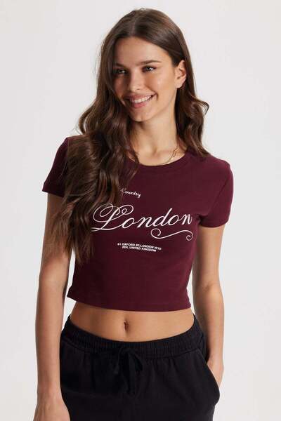 Tudors Γυναικείο μπλουζάκι με στενή εφαρμογή, 100% βαμβακερό, με λαιμόκοψη πο...