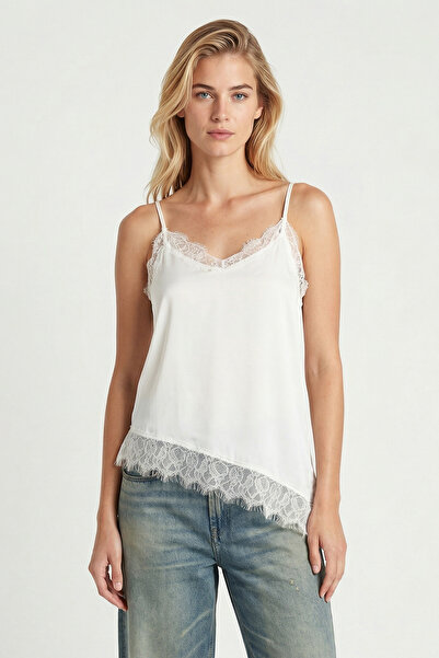 Lovelyİstanbul Ασύμμετρη Δαντελωτή Σατέν Μπλούζα LZH0022 ΛΕΥΚΗ