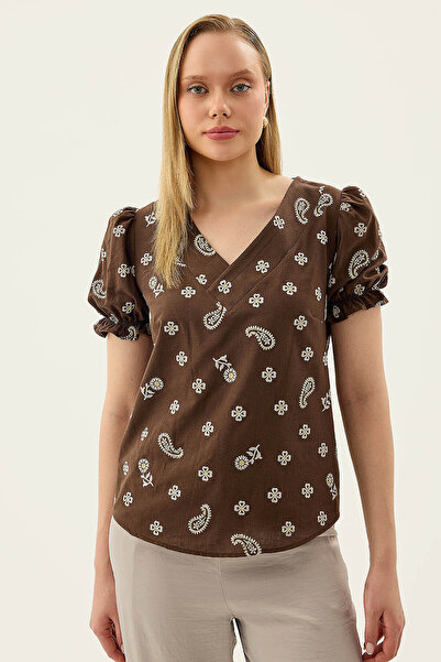 Vitrin Floral Print V-Neck Balloon Sleeve Blouse
