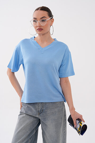 Mega Life V-Neck Crystal T-Shirt