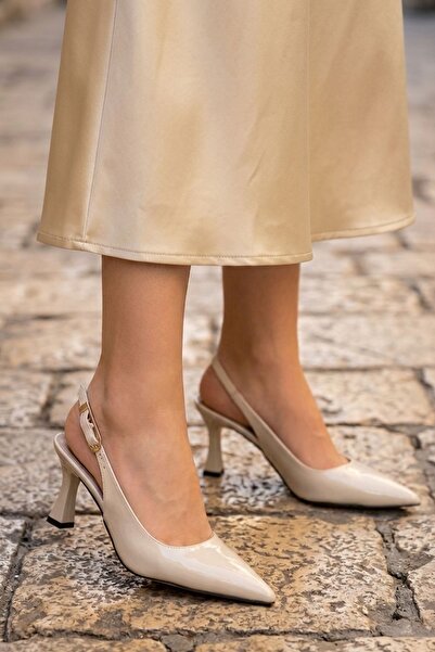 MRSO SHOES Γυναικεία παπούτσια μπεζ λουστρίνι με τακούνι